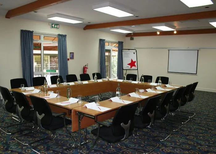 Elegant 4-Star Hotels in Winchester, United Kingdom