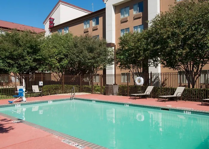 Best Hotels Near Tesla Gigafactory, Austin TX